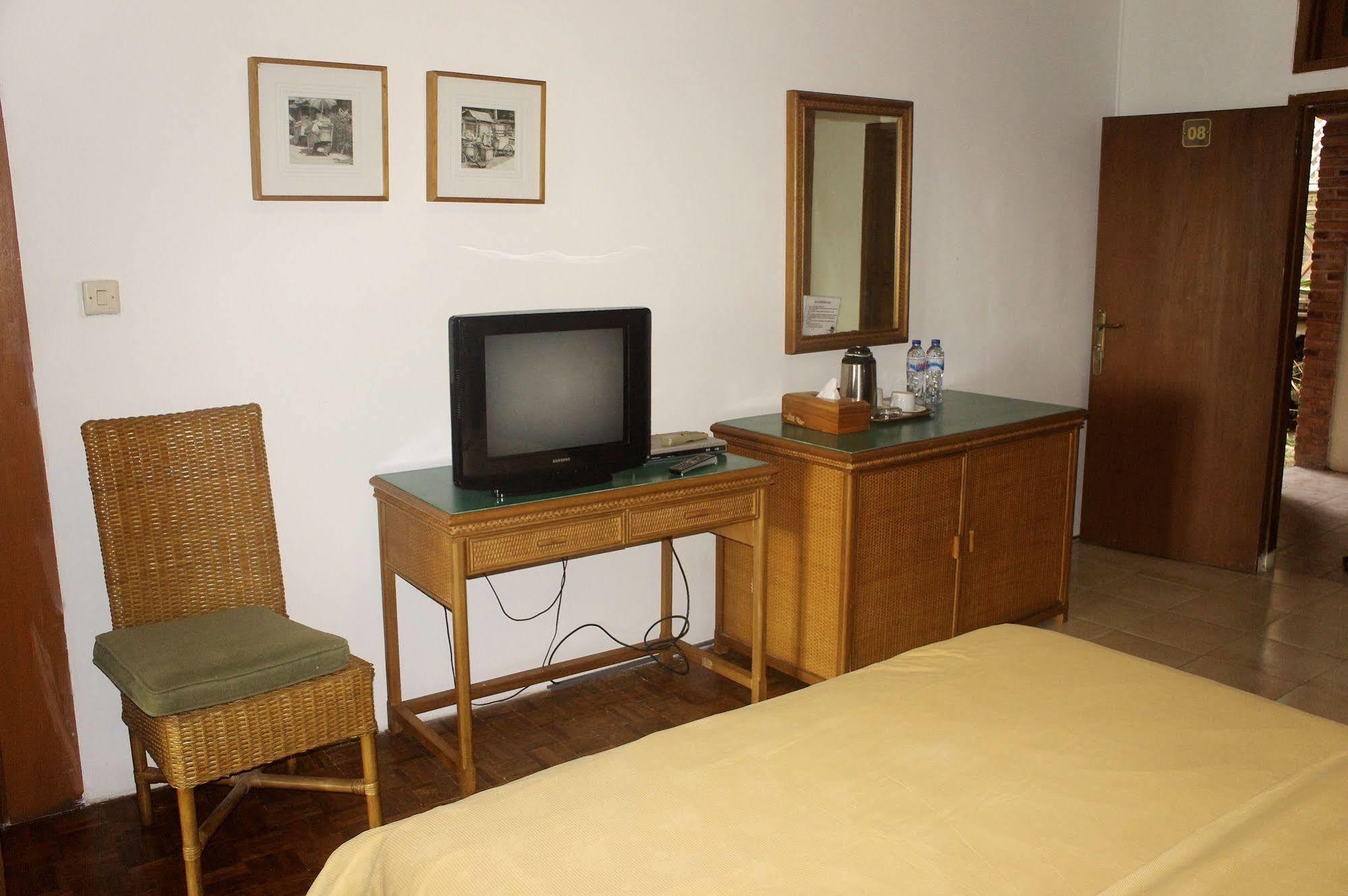 โอโย 1214 มาย ลากูซา Hotel Cimaja ภายนอก รูปภาพ